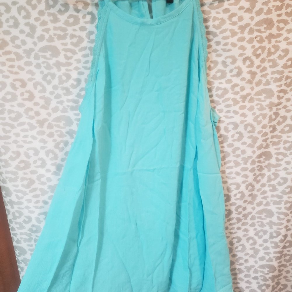 Torrid crepe high neck top size 2 XXL NWT